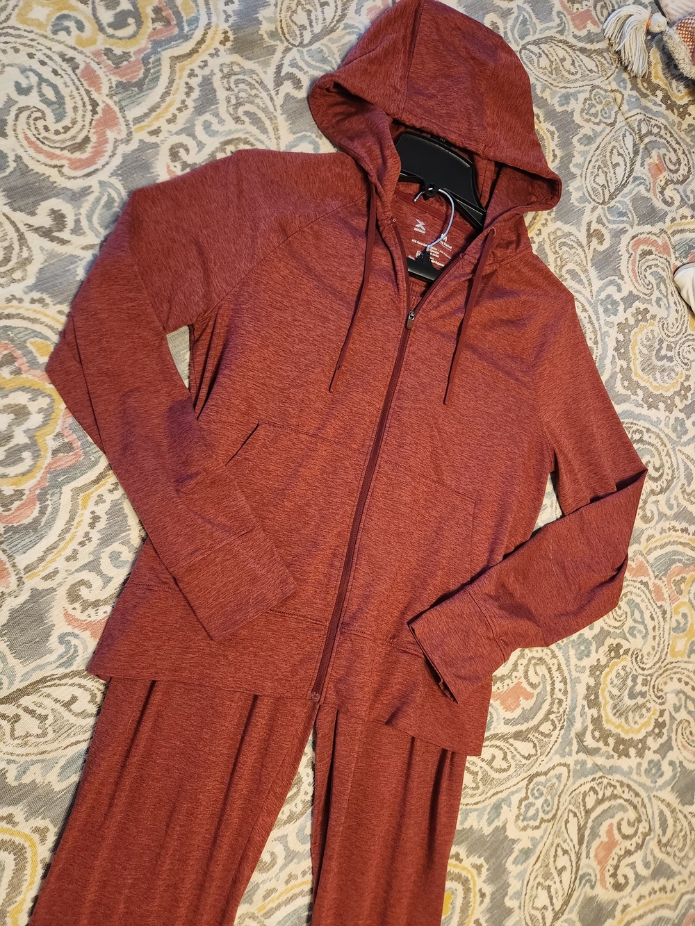 Xersion Womens Zip-Up Hoodie & Jogger Pants Set. Heathered Rust. Medium.